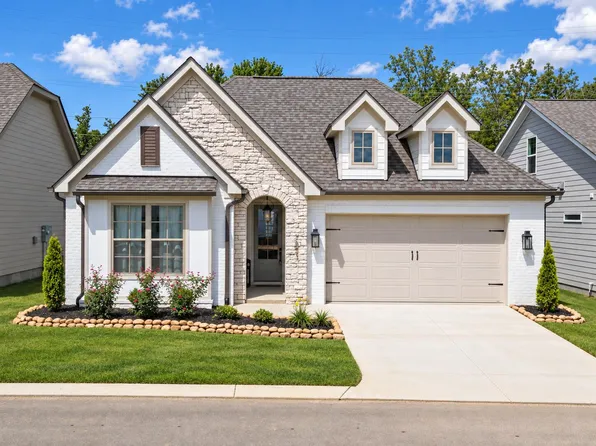 6974 Charming Pl #105, Hixson, TN 37343