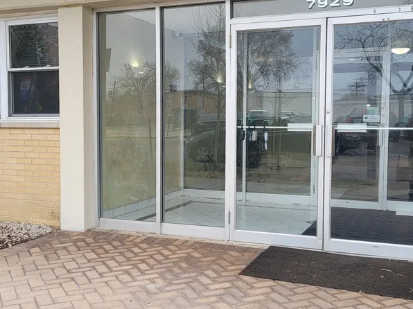 7929 W Grand Ave APT 101, Elmwood Park, IL 60707