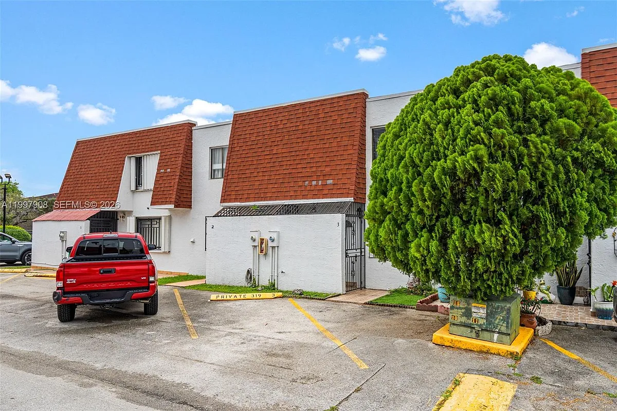 Building Photo - 319 NW 109th Ave #3B