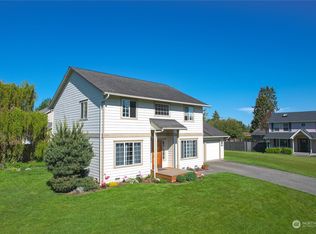 12090 Saint Andrews Ct, Burlington, WA 98233