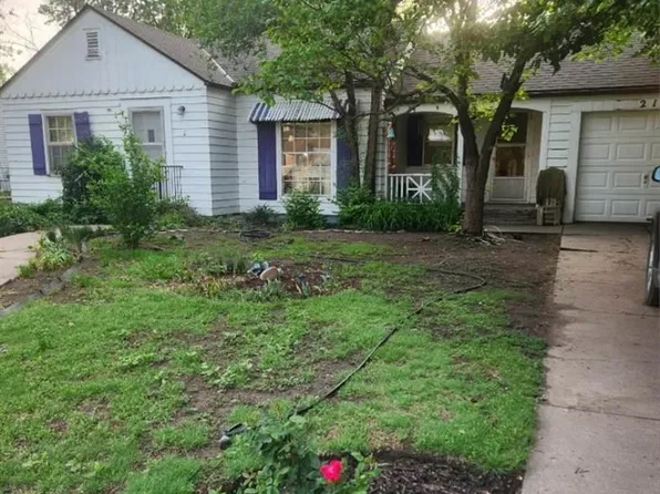 212 S Main St, Saint John, KS 67576