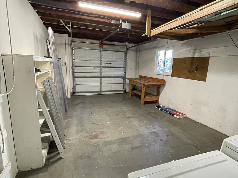 2714 8th Ave W — Photo 5