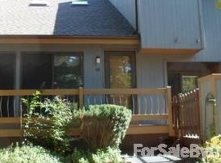 110 Elmwood Ct, Basking Ridge, NJ 07920