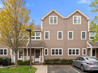 6 Locust Ln #B, Watertown, MA 02472