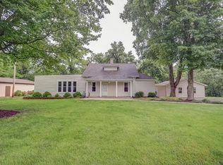 216 Allen Ln, Fairview Heights, IL 62208