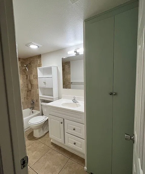 1078 W Flint St #C — Photo 2