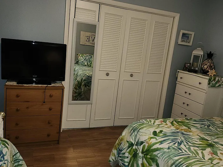 101 Country Ln — Photo 18