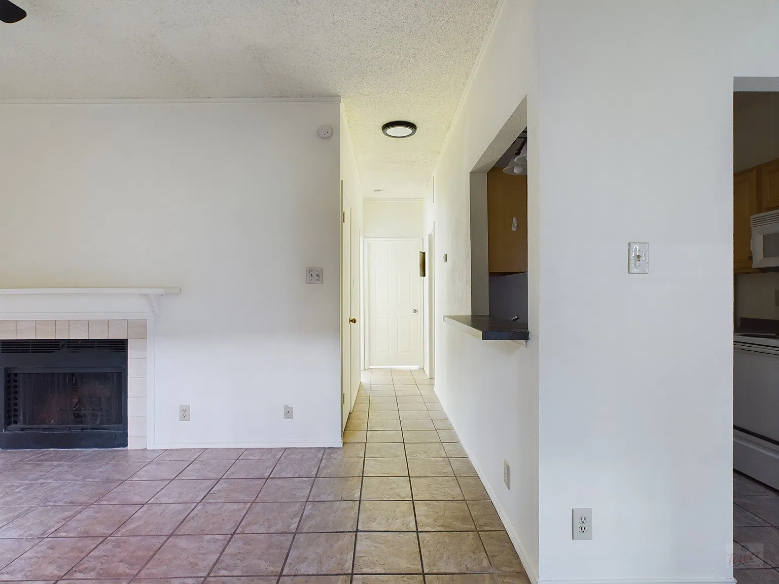 2804 Rio Grande St Apt 210 — Photo 2