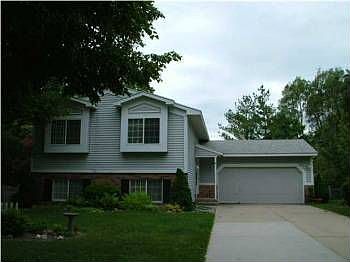 1st image of 2100 Brook Trails Ct SE