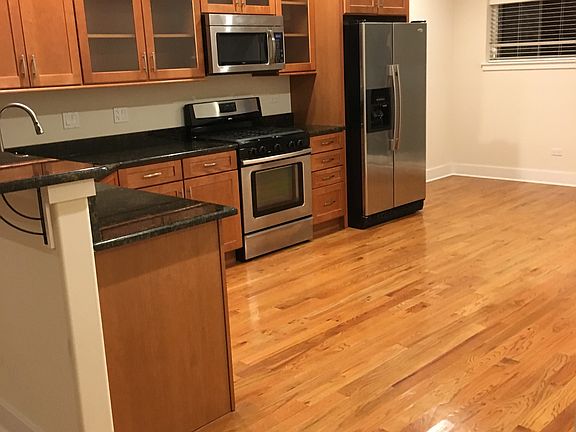 5th image of 2100 Greenwood St Unit 110