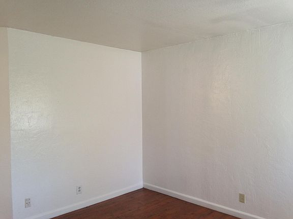 3rd image of 2823 Del Paso Blvd APT 4