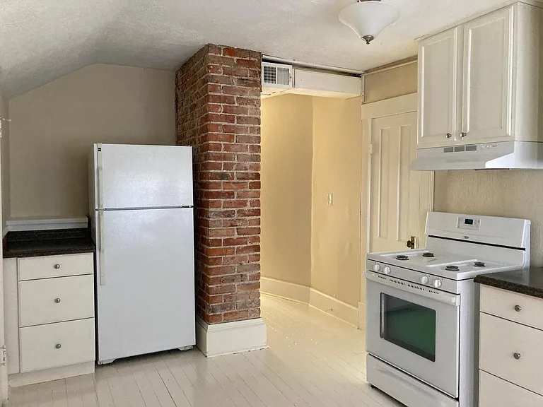 Kitchen to Hall