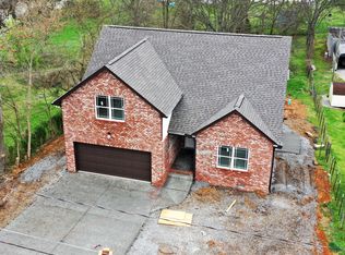 813 Pitt Ave, Springfield, TN 37172