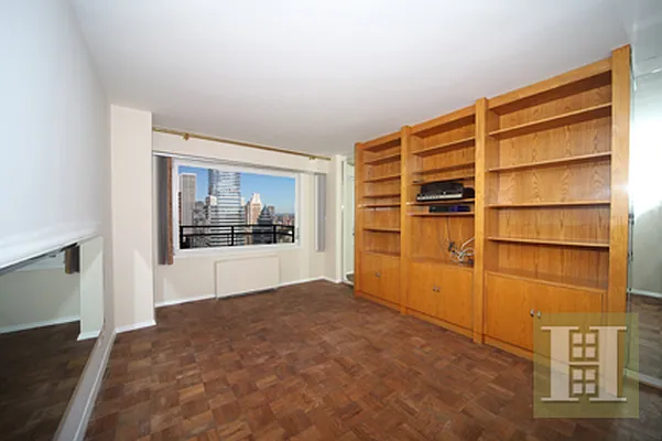 Sold by Halstead Real Estate | media 16