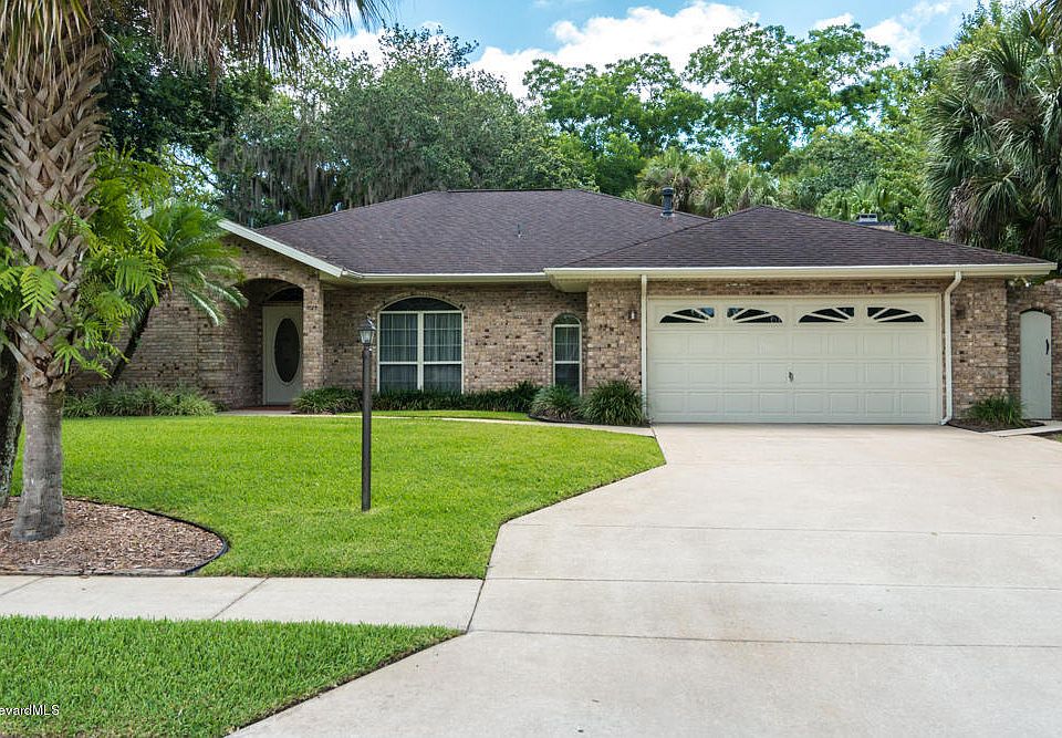 1st image of 1825 Hammock Estate Ln