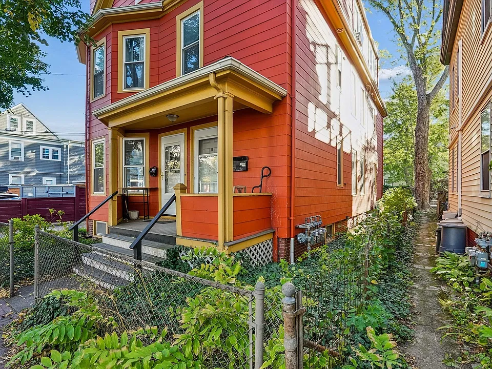 14 Glenwood Ave #2