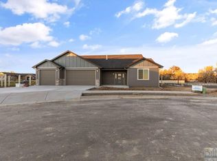 5505 First Light Cir, Billings, MT 59106