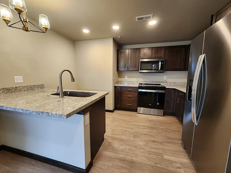 1734 Wildfire Rd #101 — Photo 2
