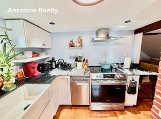 14 Amity St Floor 2, Lynn, MA 01902