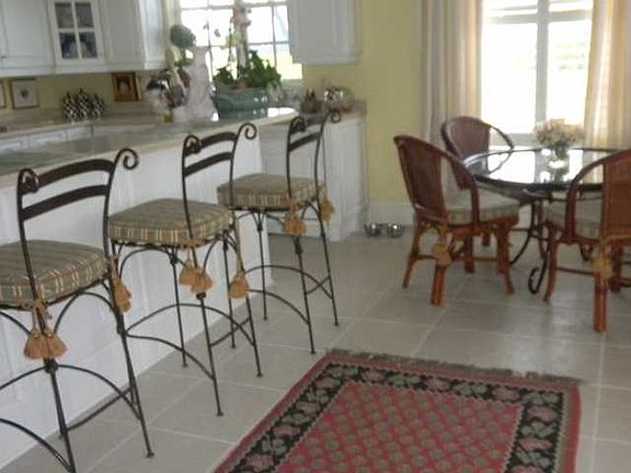 3rd image of 504 White Pelican Cir