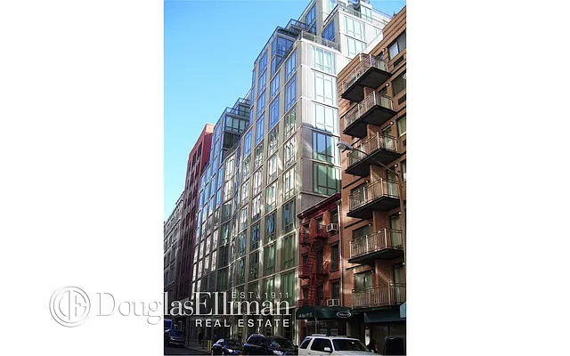 Sold by Douglas Elliman | media 22