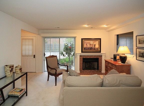 3rd image of 501 Windgate Ct #9A1