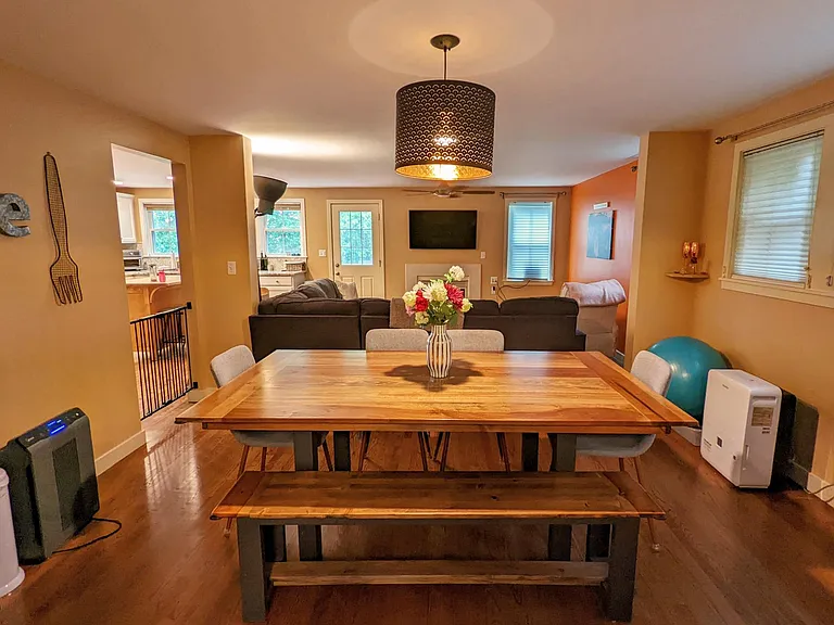 65 Seminole Ave — Photo 4