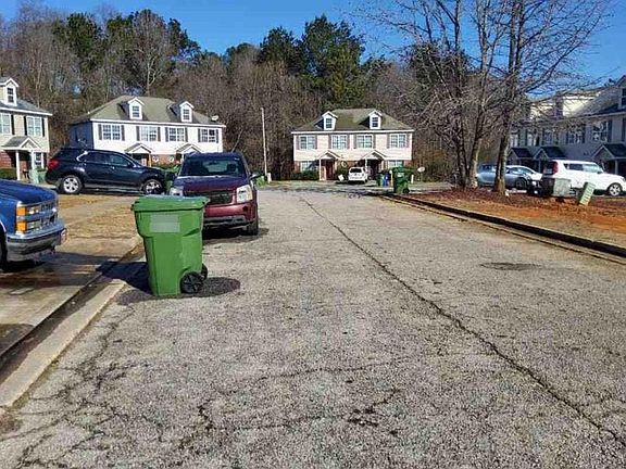 4th image of 829 Store House Ct #G