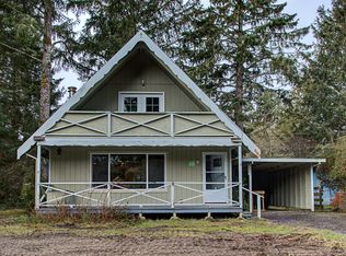 863 Falls Of Clyde Loop SE, Ocean Shores, WA 98569