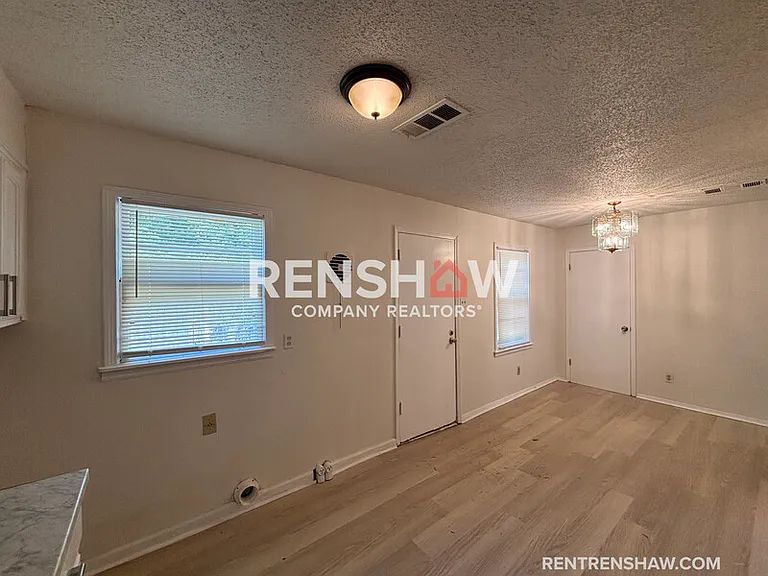 3576 Debby Dr — Photo 6
