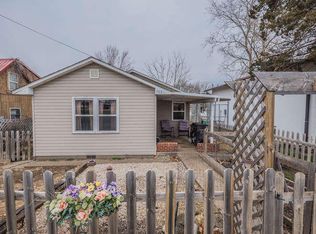 207 W Wall St, Sturgeon, MO 65284
