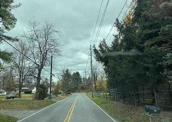 5th image of 202 Britton Rd