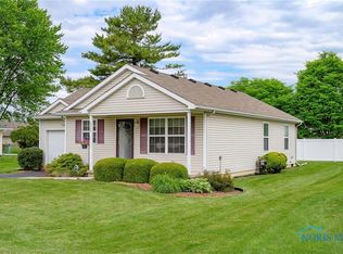 2057 Hoops Dr, Toledo, OH 43611
