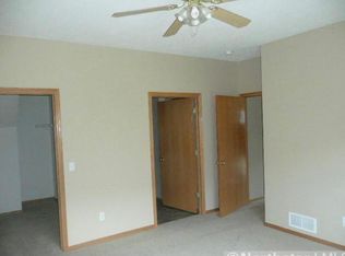 7375 Derby Ln, Shakopee, MN 55379