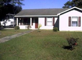 2 Parkwood Dr, Foley, AL 36535