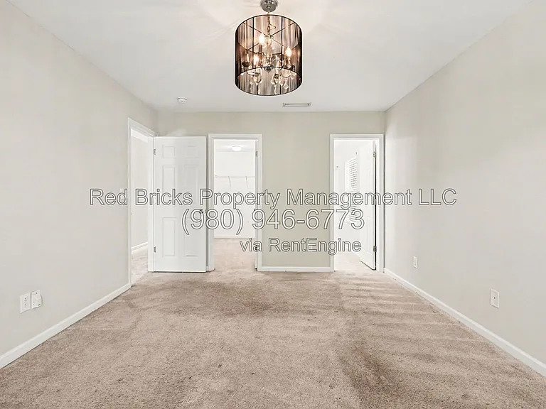 11325 Deer Chase Ln — Photo 13