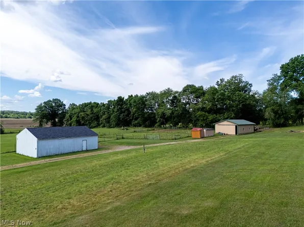 N Mount Eaton Rd, Marshallville, OH 44645