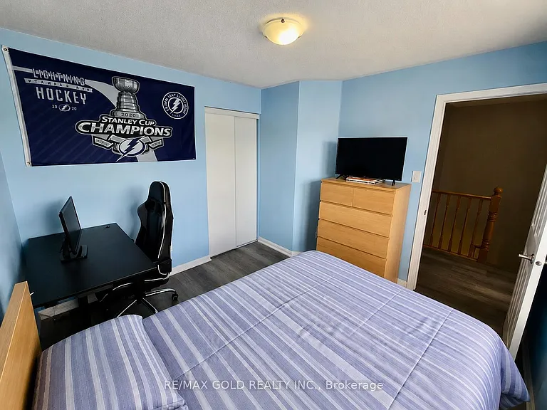 1061 Nadalin Hts — Photo 19