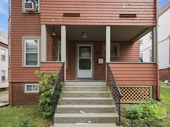 3rd image of 82 Electric Ave