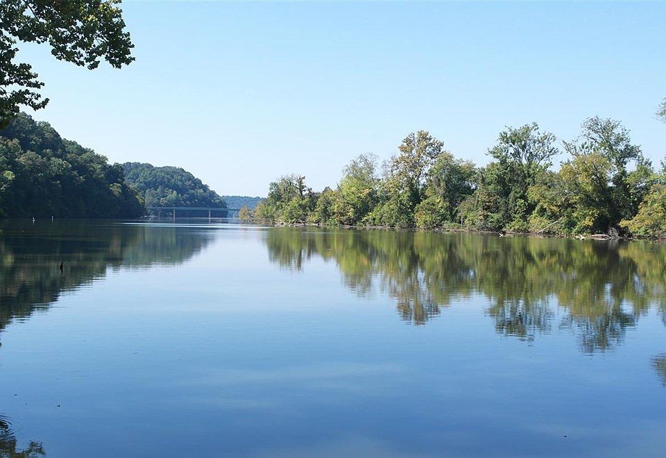 2nd image of 20409 River View Dr