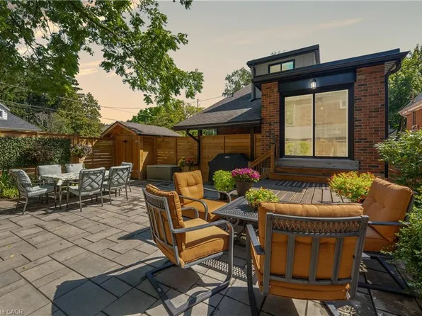 46 Newton Ave, Hamilton, ON L8S 1V9