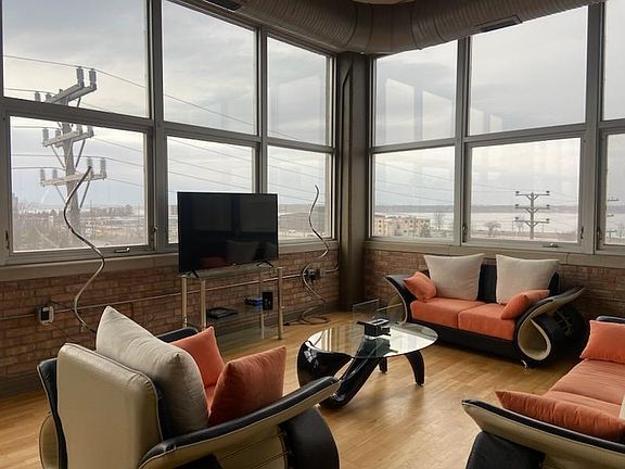 4th image of 930 Washington Ave Unit 5G