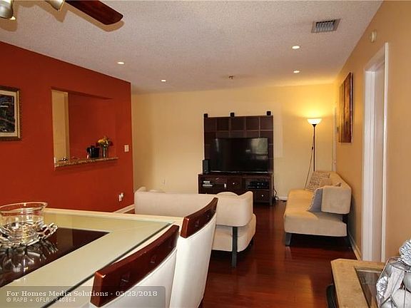 3rd image of 12185 Royal Palm Blvd #5B