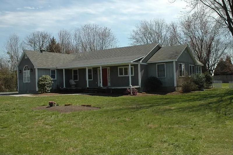 335 Virginia Rd photo 1