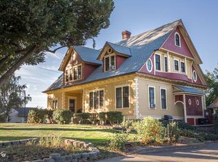 214 S 6th St, Dayton, WA 99328