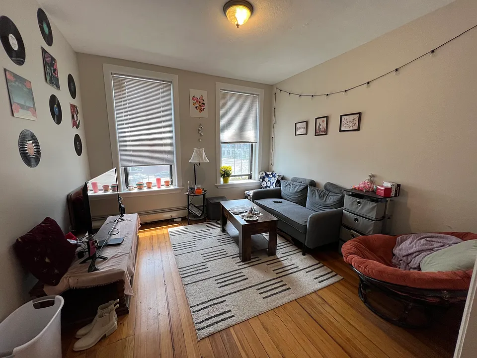 1950 Beacon St #3