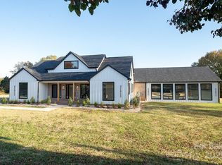 1120 Baron Rd, Waxhaw, NC 28173