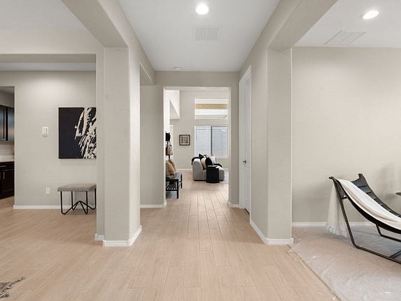 Bright entrance with a welcoming feel