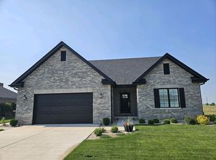 1036 Hummingbird Ln, Peotone, IL 60468