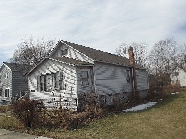 2nd image of 15232 5th Ave